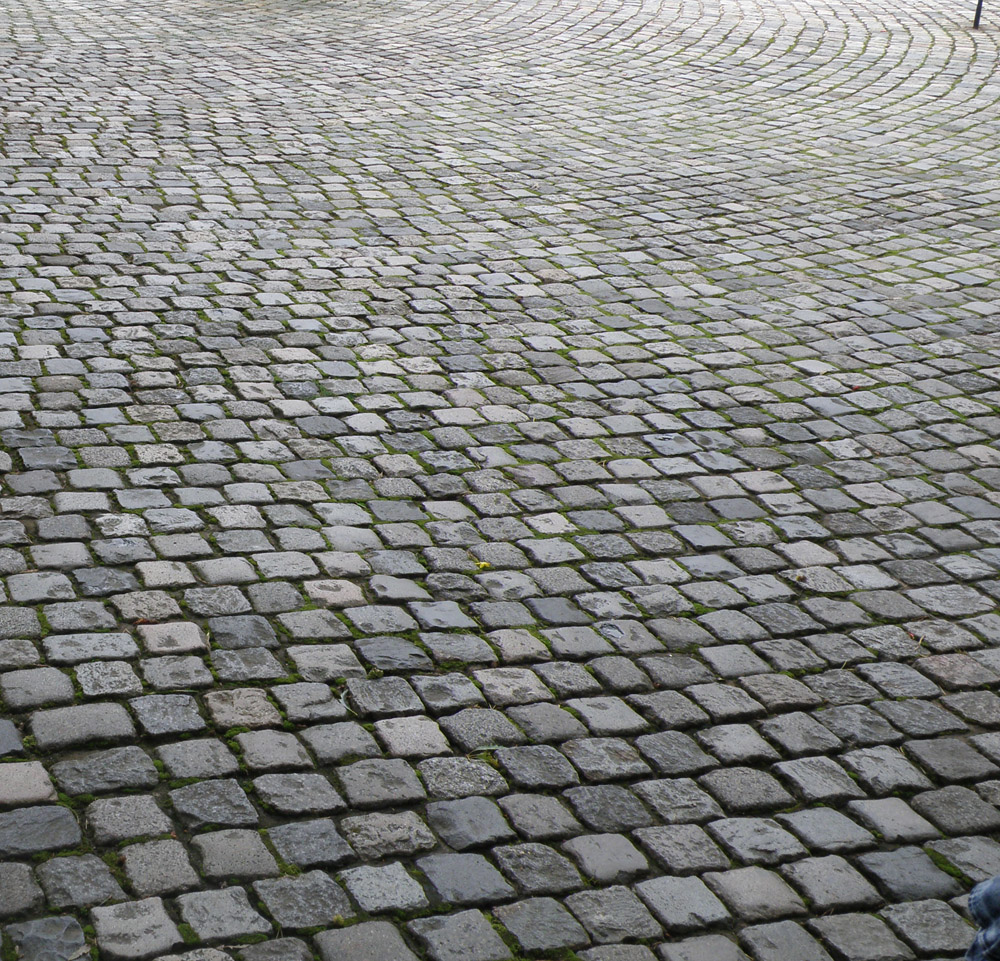 Cobble-paving.jpg